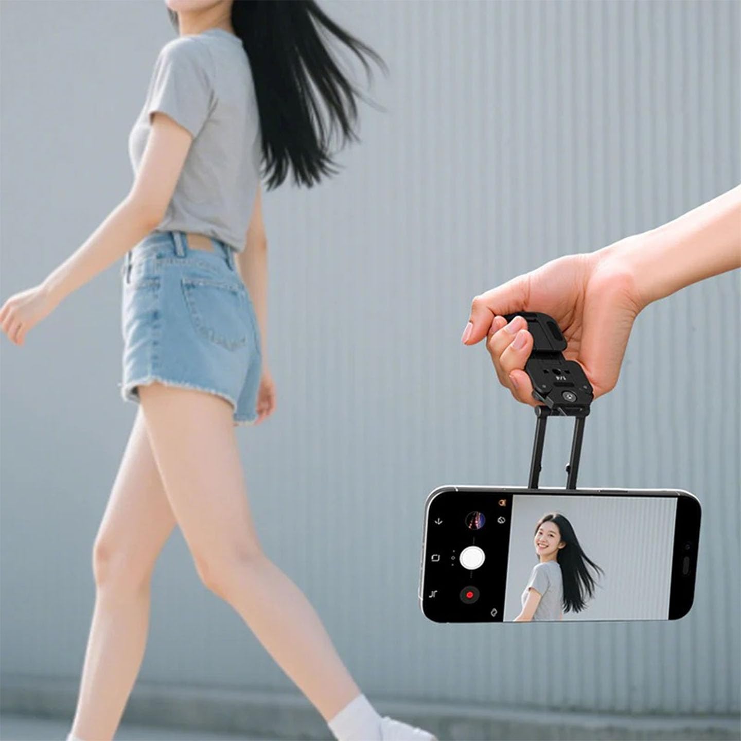 ULANZI SK29 5-in-1 Phone Holder & Mini Tripod with Clamp, Premium Aluminum Mobile Stand with Adjustable Angle, 1/4” Screw Mount for Tripod, Vlogging, YouTube & Video Calls (Black)