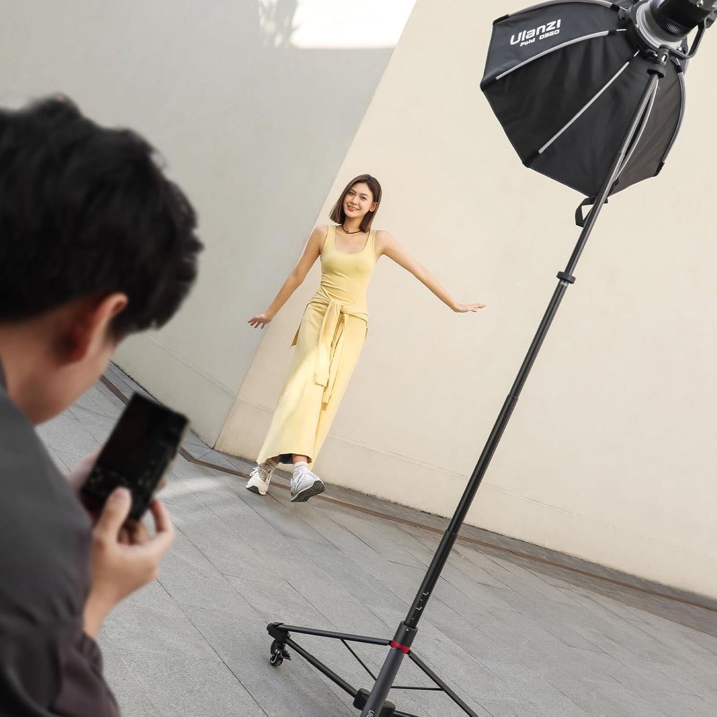 Ulanzi AT-05 Light Stand, Photography Stand, 78.7 inches (200 cm), Load Capacity: 11.0 lbs (5 kg), Stable, Aluminum, 6 Levels of Extendable, 1/4 inch Screws, Compatible with Photography Lights